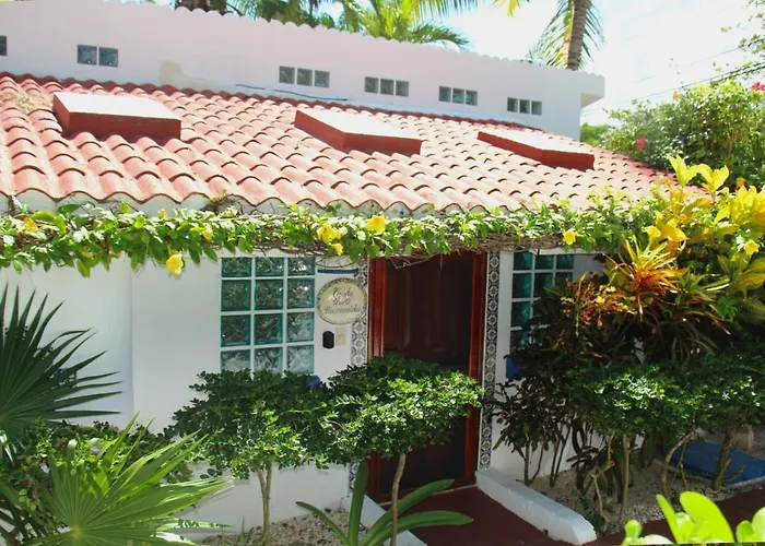 Beautiful & Cozy In Paradise-wifi, Ac Apartment
